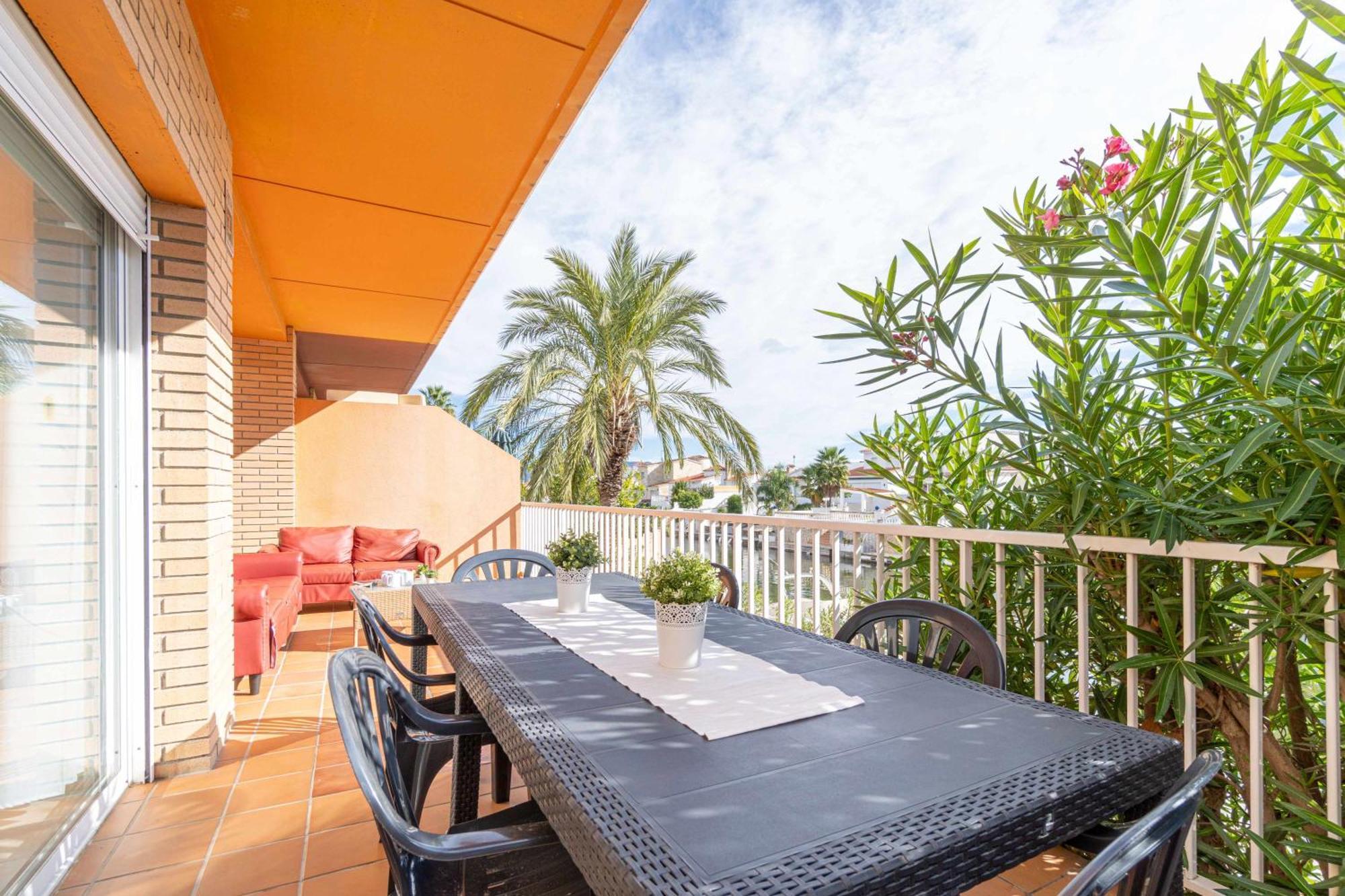Jouvacations Villa Freser Empuriabrava Exterior photo